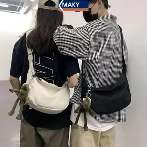 Túi đeo chéo vải MAKY Dung tích lớn Hip-Hop Phong cách đường phố cho cả nam và nữ VN