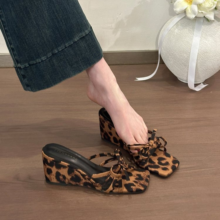 Phong Cách Hàn Quốc Mũi Vuông Nơ Giày Cao Gót Thời Trang PU Nữ Tính Khí Cao Cấp Chống Trơn Trượt Giày Cao Gót Retro F