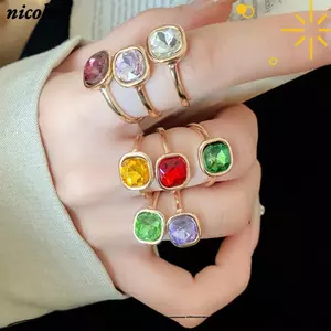 Bộ nhẫn mở vuông NICOLOO 8 chiếc, Nhẫn mở ngón tay màu vàng dát pha lê, Nhẫn hình học sang trọng nhẹ có thể điều chỉnh bằng kim loại Trang sức tối giản