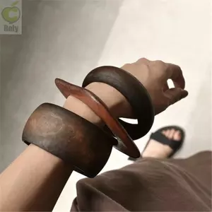 Vòng tay vuông ROLY, Vòng tay bằng gỗ dày rộng, Vòng tay nữ hình học Quà tặng