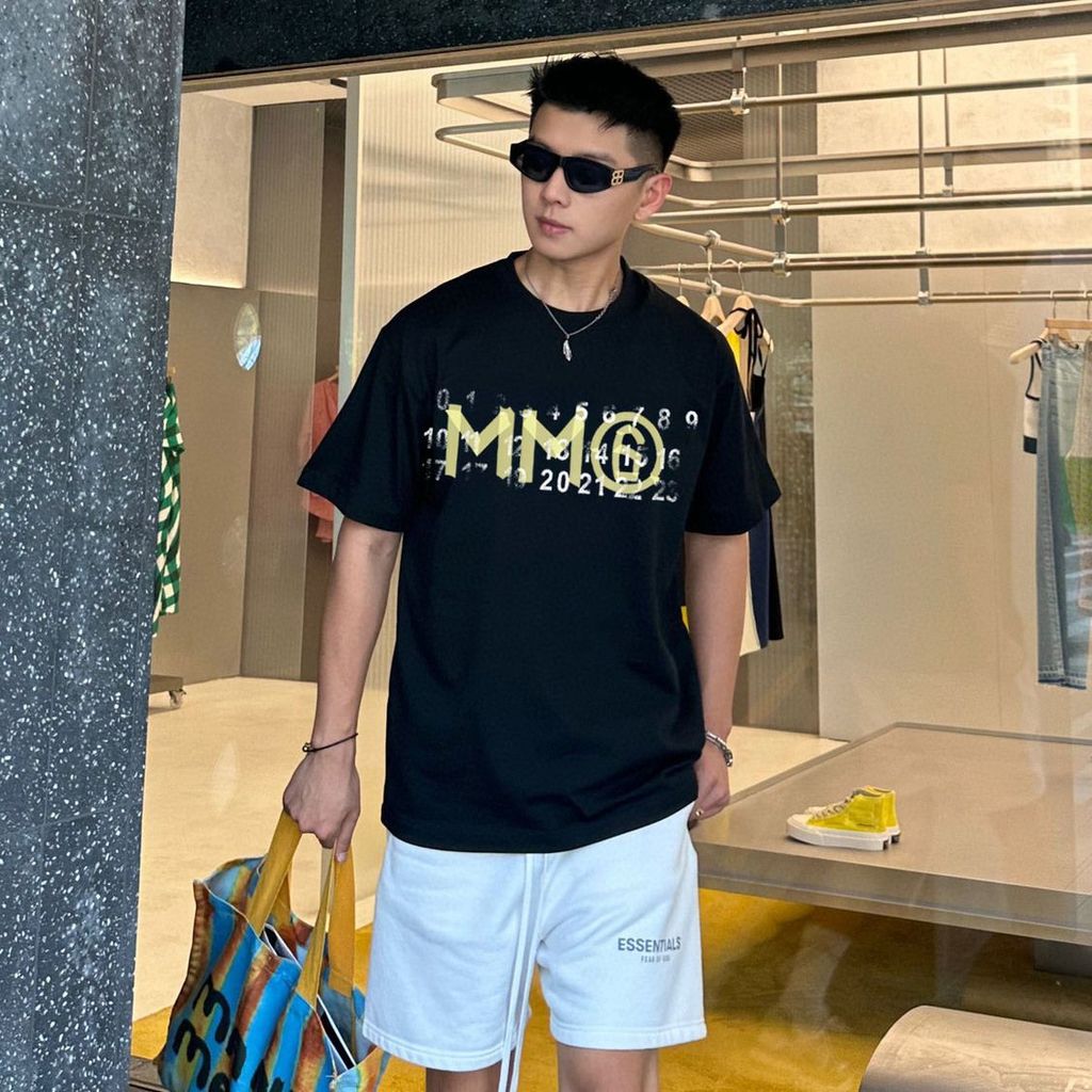 Mùa Hè MM6 Chữ Magela In Hình Rời Tay Ngắn Áo Thun Cặp Đôi Hợp Thời Trang Áo Thun Hợp Thời Trang Nam Hợp Thời Trang