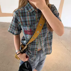 Áo sơ mi Preppy Phong cách thêu màu tương phản cổ áo polo kẻ sọc rộng rãi dành cho nữ