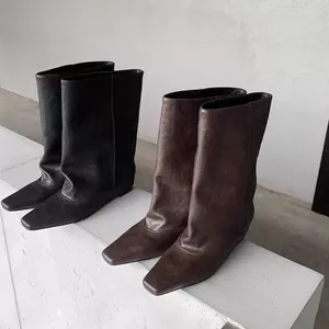 Phong Cách Lười Rời Ống Lớn Chu Vi Một Chân Giày Giữa Phong Cách Punk Giày Nữ Vintage Mũi Vuông Bên Trong Tăng Chiều Cao Hiệp Sĩ Giày