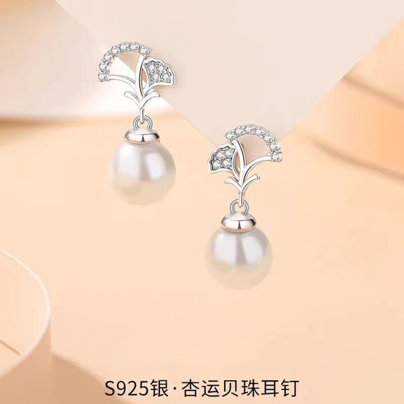 Bông tai ngọc trai thiết kế váy, bông tai cô gái thanh lịch