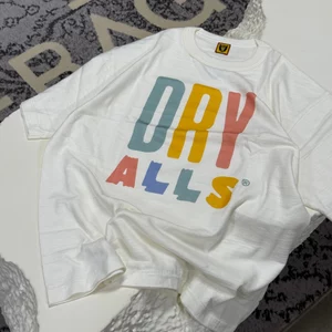 Áo thun có sẵn phong cách rộng thùng thình HUMAN DRY ALLS In chữ màu 100% Cotton Unisex Nam Nữ Áo thun cổ tròn tay ngắn