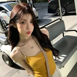 Hot Girl Streamer không tay Áo khoác ngoài mặc dáng ôm Thiết kế vừa vặn Niche sọc ngắn hàng đầu dành cho nữ mùa hè