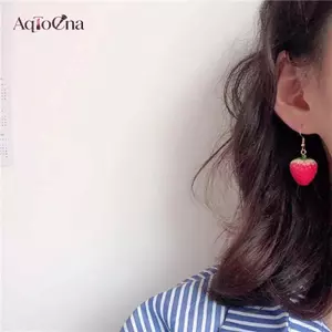 AqToCna Bông tai dâu tây phong cách mục vụ độc đáo Móc và mặt dây chuyền có thiết kế trái cây ba chiều AqToCna