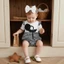 Bé Gái Mùa Hè Houndstooth Romper Tay Ngắn Cổ Tròn 3D Hoa Trang Trí Romper Có Băng Đô