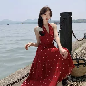 Kích thước lớn Phong cách Pháp Tính khí phong cách Hồng Kông Retro chấm bi chấm dây Váy mùa hè có dây mỏng hơn Váy dài eo hẹp dành cho nữ