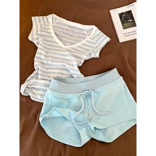 Phong Cách Lười Slim-fit Sọc Bộ Đồ Ngủ Ngắn Tay Nữ 2026 Phiên Bản Hàn Quốc Quần Short Thoải Mái Thường Ngày Loungewear Hai Bộ Đồ 0606