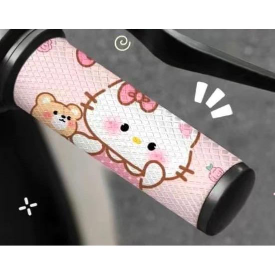 Decal tay lái xe điện Hello Kitty dán chống trượt, thấm mồ hôi, bảo vệ tay lái - ảnh 5
