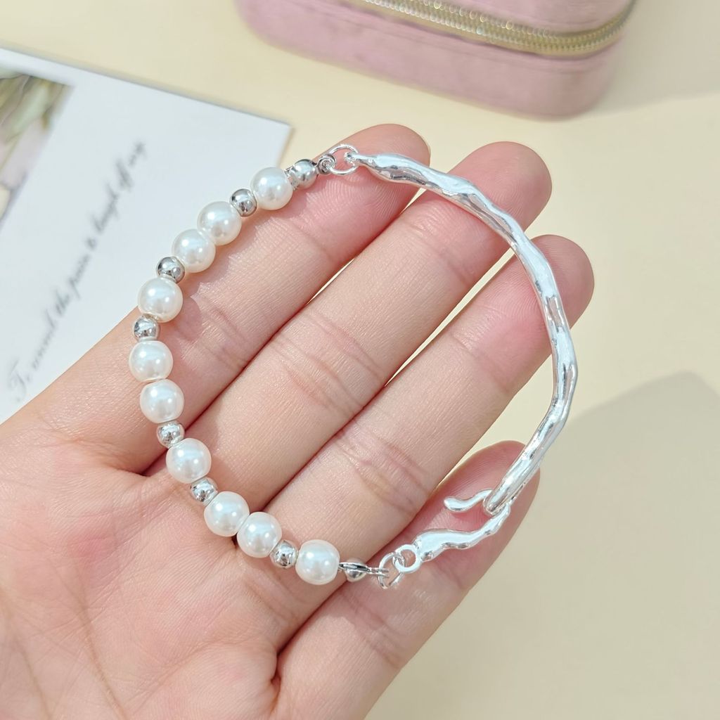 Vòng tay thời trang nửa góc ngọc trai phong cách Hàn Quốc đơn giản