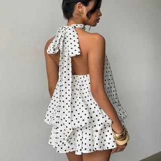 Đầm chấm bi BRBRAA, Đầm dây không tay xếp nếp, Dây đeo chéo màu trắng đen không lưng thường ngày Clubwear