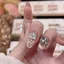 Vương Miện Handmade Đeo Móng Tay Mắt Mèo Trị Liệu Quang Học Ba Chiều Zircon Kim Cương Nhấp Nháy Full Kim Cương Cao Cấp Làm Trắng Móng Tay Miếng Dán