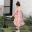 Váy dễ thương mùa hè cho bé gái Váy đi biển ba chiều trang trí cánh hoa