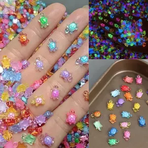 AWNGD 100 Chiếc Động Vật Nhựa Mini, Rùa Dạ Quang Màu Dopamine Hoạt Hình, Bức Tượng Nhỏ DIY Phát Sáng Trong Tối Cho Điện Thoại Kẹp Tóc DIY