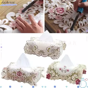 DAYBREAK Tableclot, Phong Cách Mục Vụ Ren Vải Hộp Đựng Khăn Giấy, Thêu Cổ Điển Rỗng Bàn Chạy Trang Trí Nhà