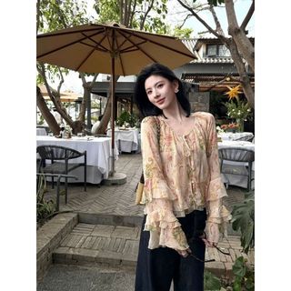 [Mặc nhỏ dễ thương] 'Tranh sơn dầu lãng mạn kiểu Pháp Bầu không khí Áo sơ mi Trumpet Top Dịp quan trọng