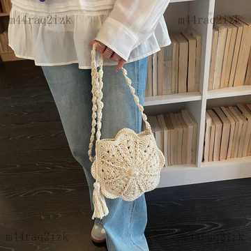 Women's Woven Straw Shoulder Bag – for the Beach