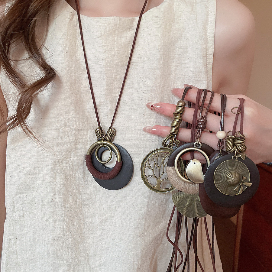 Vòng cổ Bohemian Mặt dây chuyền dài với dây da hạt gỗ, Tùy chọn đa phong cách, tông màu cổ điển, trang sức kỳ nghỉ đi biển có thể điều chỉnh cho nữ
