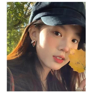 S925 Bạc Kim Melade Phong Cách Retro Lá Rơi Bông Tai Nữ 2026 Mới Bán Chạy Mùa Xuân Mùa Hè Bông Tai Độc Đáo