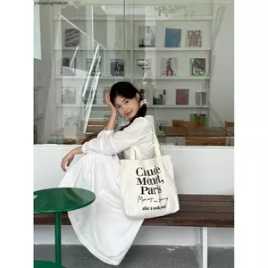 2026 Xuân Hè Hàn Quốc ins Blogger Cùng Phong Cách Phù Hợp Với Người Đi Làm Lớn Dung Tích Lớn Túi Vải Túi Đeo Vai Chữ Đơn Giản