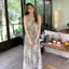 Mùa hè Fat mm Kích thước cực lớn Tranh mực Tie-Dye Sling Váy dài nữ dáng rộng thon gọn hơn che phủ váy thịt