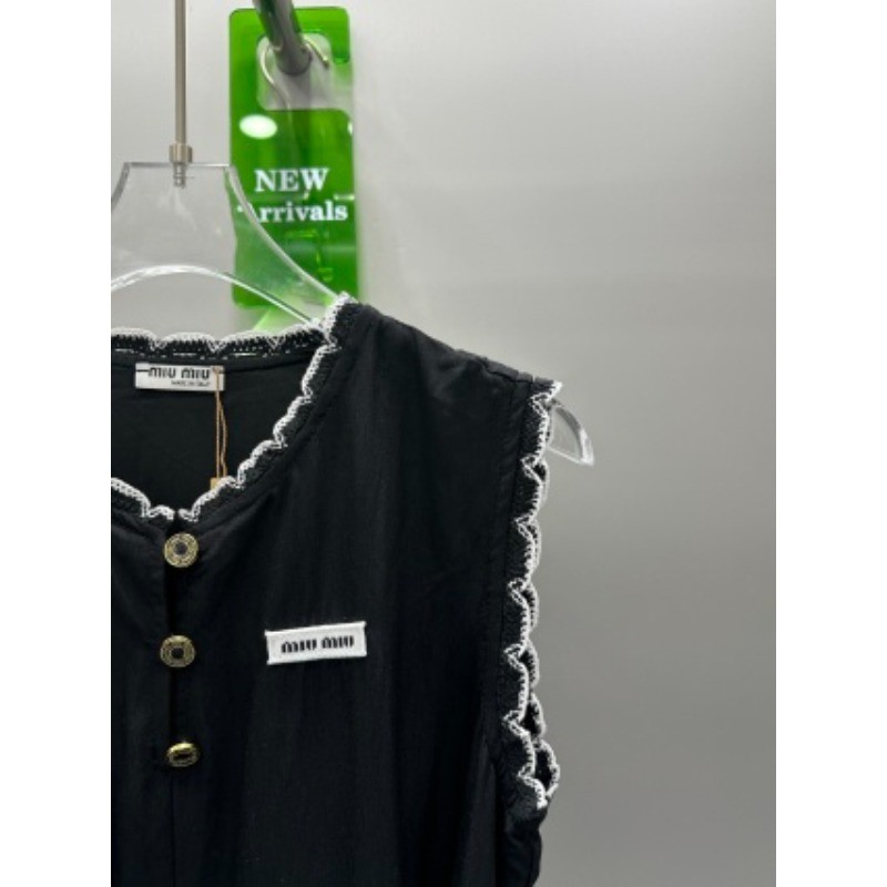 Váy nữ dài vừa phải mới có ve áo và thêu cotton chéo