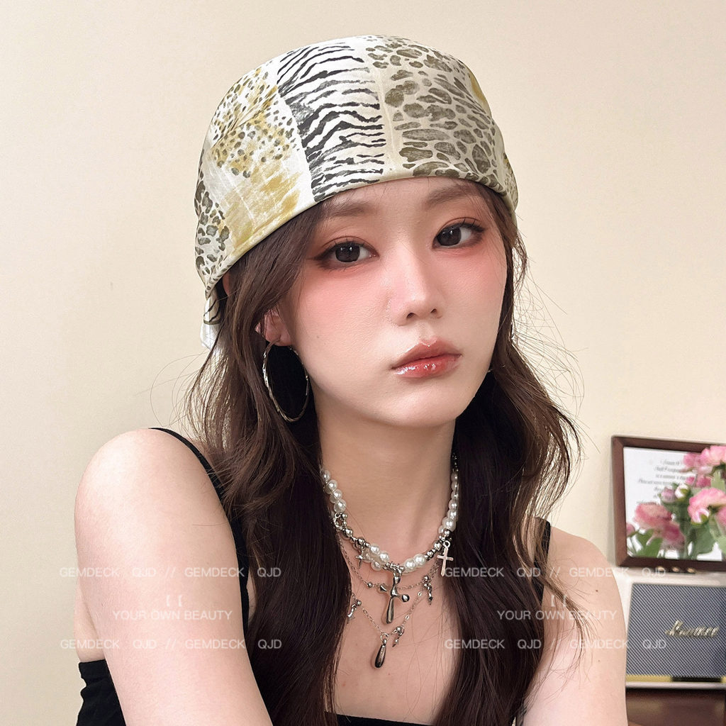 2026 Phong Cách Mới Cao Cấp Thời Trang Phù Hợp Với Khăn Lụa Pháp Retro Khăn Lụa Nữ