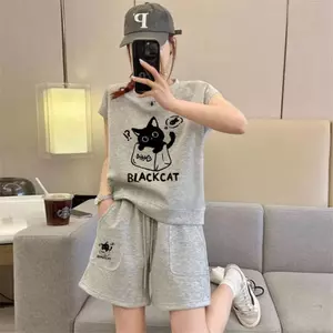 Bộ đồ thể thao hai mảnh thông thường cỡ lớn Vỏ bọc thời trang dáng rộng Thịt tay ngắn ngọt ngào + Quần Short