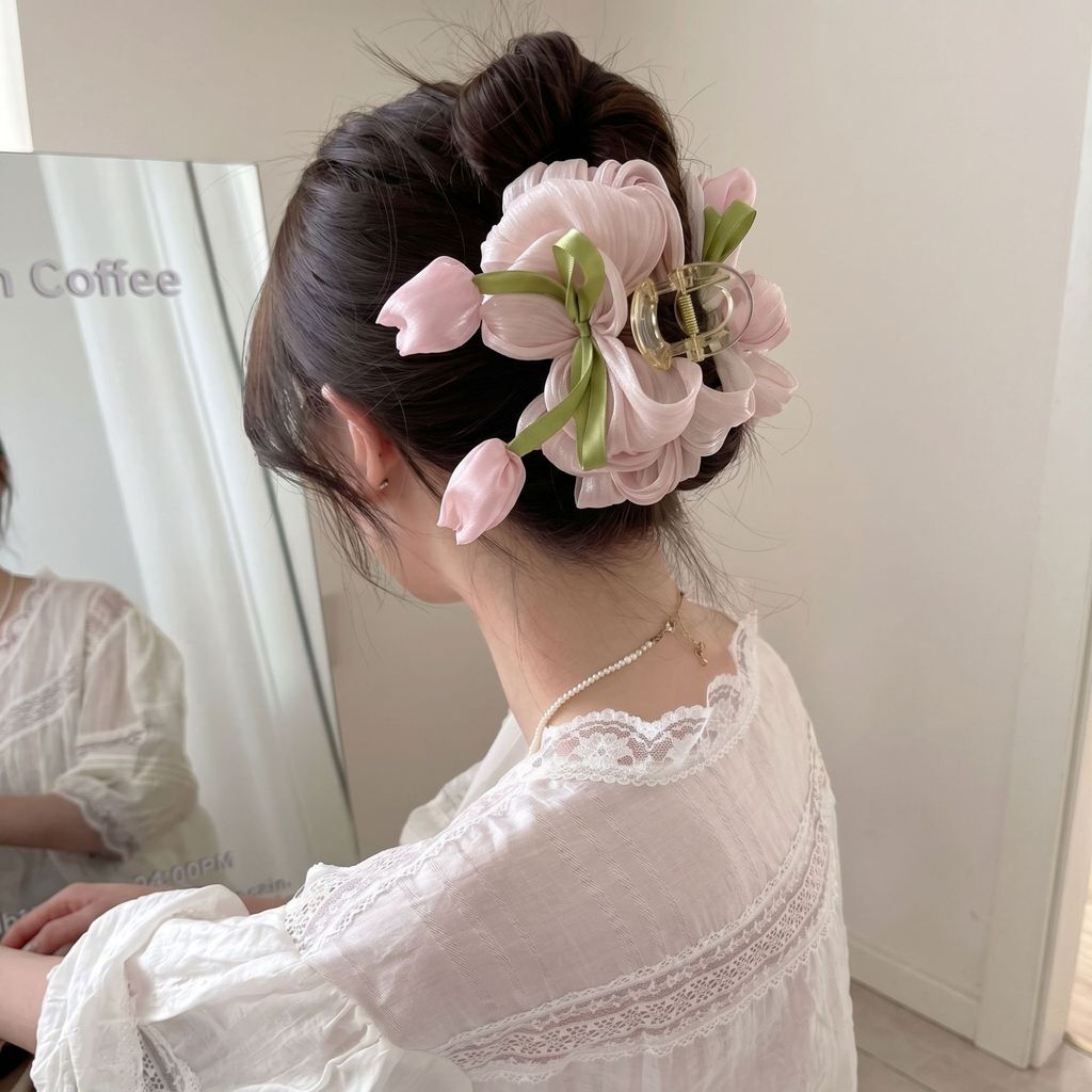 Kẹp cá mập nếp gấp phong rừng hoa tulip mẫu mới 2026 lãng mạn mùa xuân hè kẹp tóc sau đầu nữ