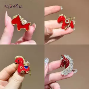 AqToCna Dễ Thương Ngựa Đỏ Thổ Cẩm Tinh Tế Cung Hoàng Đạo Ngựa Trâm Cài Pin Dành Cho Nữ Tính Khí Phù Hợp Với Ve Áo Corsage Phụ Kiện Quà Tặng Năm Mới AqToCna