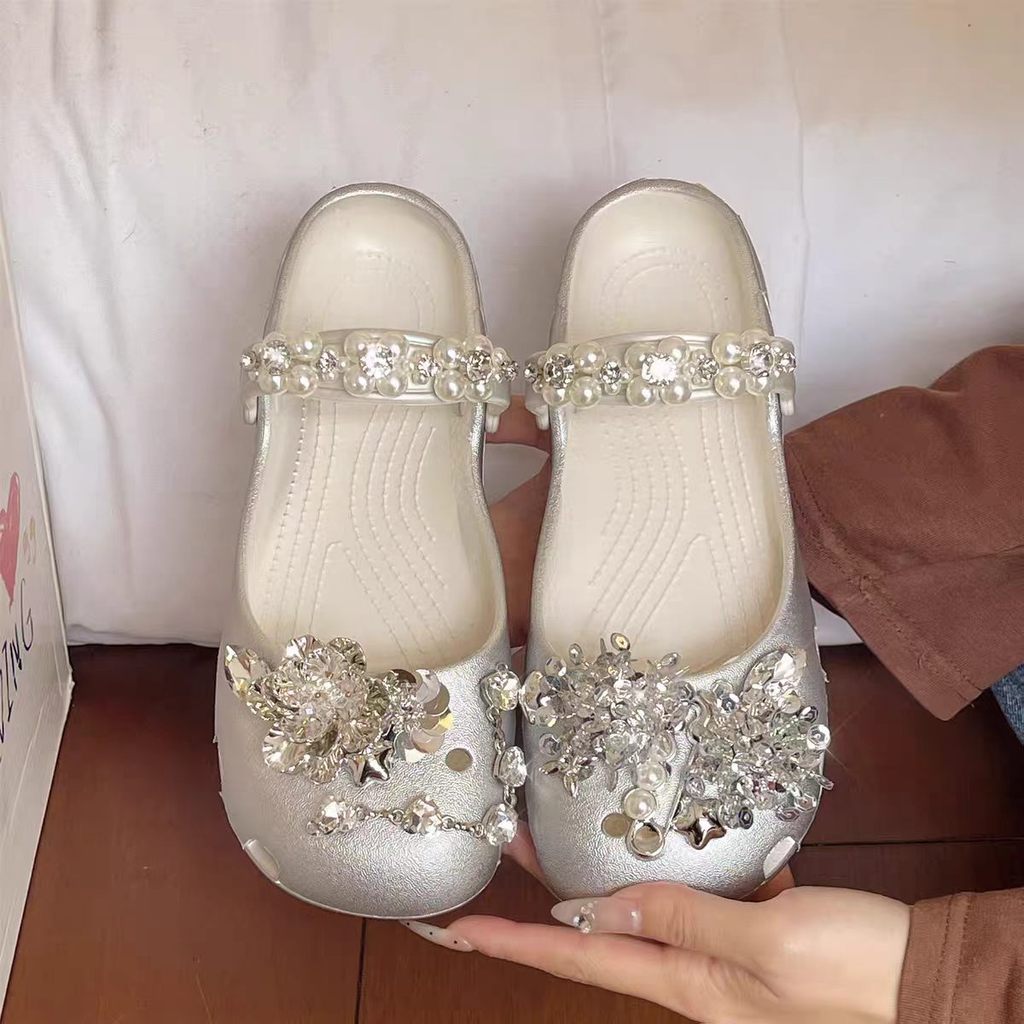 Nhấp Nháy Kim Cương Hoa Ngọc Trai Hoa Phong Cách Công Chúa Lỗ Giày Biến Đổi Phụ Kiện Cao Cấp Cảm Giác Khóa Giày Bộ