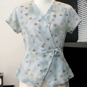 Áo thun mới mùa hè của mẹ áo sơ mi ngắn tay thời trang giản dị dành cho phụ nữ trung niên và người già