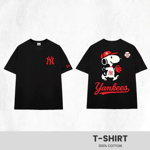 （Giao hàng 24h）Angela Áo Thun MLB Snoopy Đỏ Bắt bóng Yankee Form Rộng Nam Nữ Unisex Vải Cotton Dày Dặn, Thoáng Mát