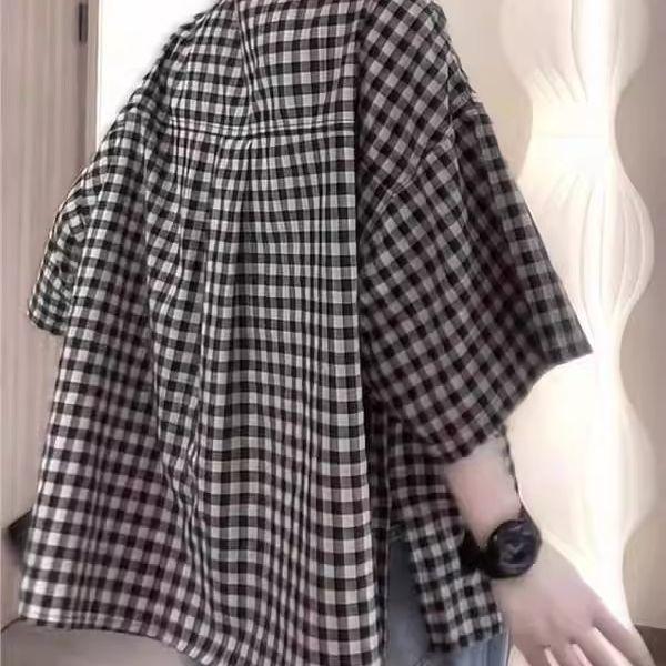 [Giảm giá trong thời gian có hạn] Áo sơ mi kẻ sọc đỏ đi lại mùa hè dành cho nữ, phong cách mới béo mm dáng rộng dáng rộng dáng rộng hơn Tính khí cao cấp