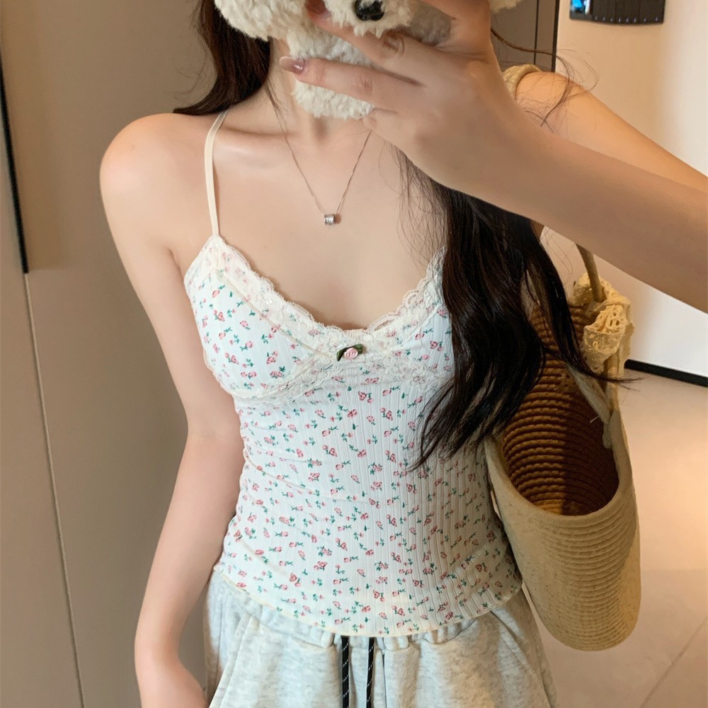 Đi kèm với miếng đệm ngực Nhỏ dễ thương Nữ Hot Girl Pure Desire Phong cách cổ chữ V Áo hai dây ren đẹp Áo ngực ngắn Áo ngực ngắn hoa Dây đeo vai mỏng hơn Nhìn mỏng hơn Áo khoác ngoài bên trong Hàn Quốc sạch sẽ Y2K BM Hẹn hò ngọt ngào Mùa hè Vòng cổ cốc đa