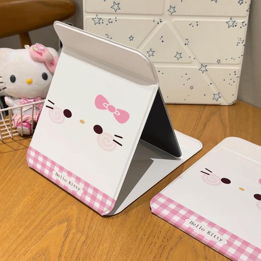 Gương gập bỏ túi in Hello Kitty nơ hồng họa tiết caro