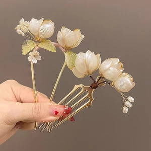 Trâm cài tóc nữ đính hoa thân gỗ phong cách cổ trang MUN STORE TRAMFO
