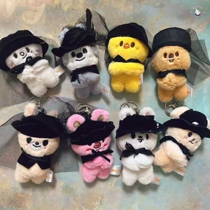 Mũ xô lạc trẻ em có mặt dây chuyền nam châm - Felix và Han Jisung Kpop Merch