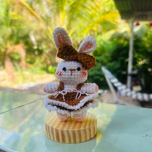 Móc khoá len handmade- Bé Thỏ tiểu thư
