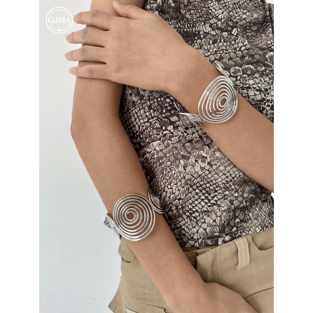 Kim Loại Tròn Muỗi Cuộn Dây Mở Lắc Tay Tuyên Bố Thời Trang Hình Học Cánh Tay Vòng Tay Niche Phụ Kiện
