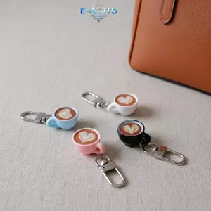 E-WOITD Cà Phê Móc Khóa Bộ 4 Trái Tim Dễ Thương Latte Cup Túi Charm Thời Trang Mặt Dây Chuyền Quà Tặng Cho Nữ Bạn Bè E-WOITD