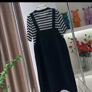 Đầm khí chất khâu hai mảnh giả mùa hè thời trang sọc dáng rộng dáng rộng hơn trông thường ngày