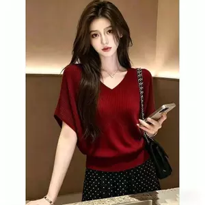 2026 Phong cách mới Thiết kế tay áo búp bê cổ chữ V phong cách đơn giản Áo len ngắn tay dành cho nữ mùa hè dáng rộng dáng rộng hơn trông phù hợp với mọi trận đấu