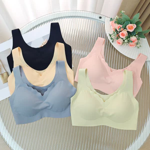 Áo ngực thể thao không dây liền mạch mỏng có hỗ trợ ngực bên hông.