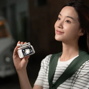 Quạt kẹp thắt lưng thực tế có độ ồn thấp và xây dựng bằng nhựa 1800mAh Thích hợp để sử dụng trong nhà và ngoài trời