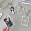 Giá đỡ Photocard 3 inch PYCOU, với đôi cánh thiên thần Phong cách Graffiti Bảo vệ thẻ ảnh Kpop, bền bỉ với móc khóa Giá đỡ huy hiệu ID Acrylic Đồ dùng học tập