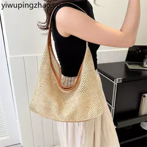 Ống hút Túi thời trang dung tích lớn 2026 Mùa hè năm nay Phiên bản Hàn Quốc phổ biến dệt một vai Túi Tote