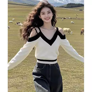 Áo sơ mi dệt kim lệch vai thiết kế kiểu Pháp Áo len nữ cổ chữ v độc đáo Màu sắc tương phản dài-
